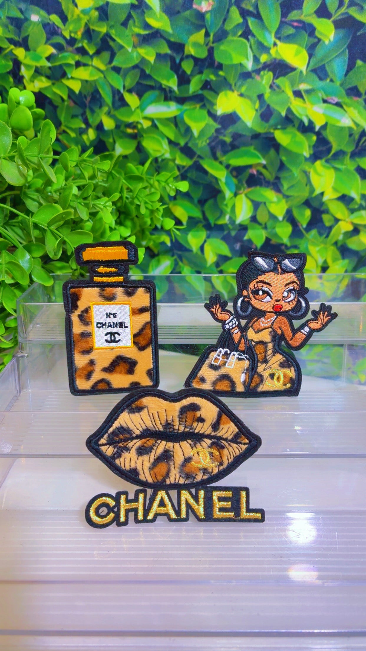 Leopard c iron on patch set