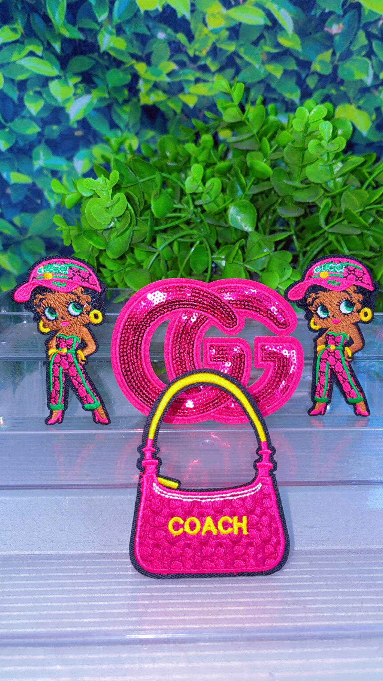 Pink iron on patch set