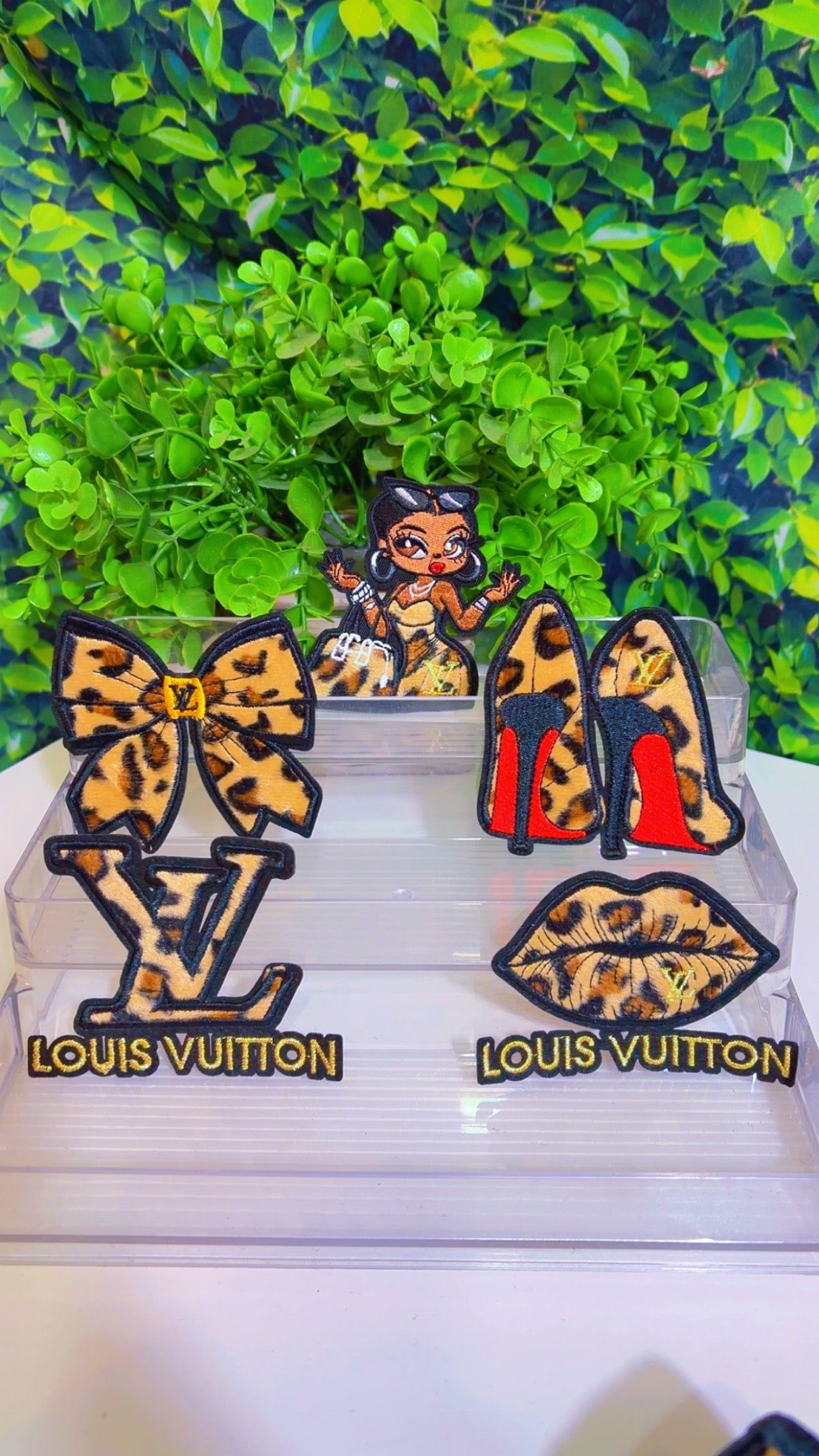 Leopard L iron on patch set