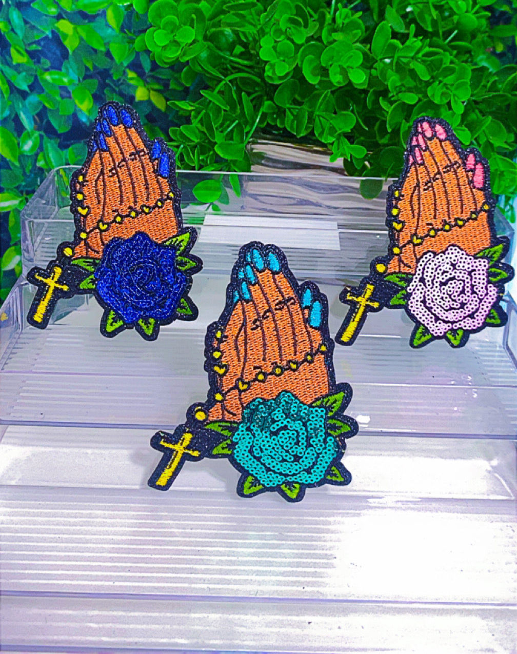 Praying hands iron on patch set