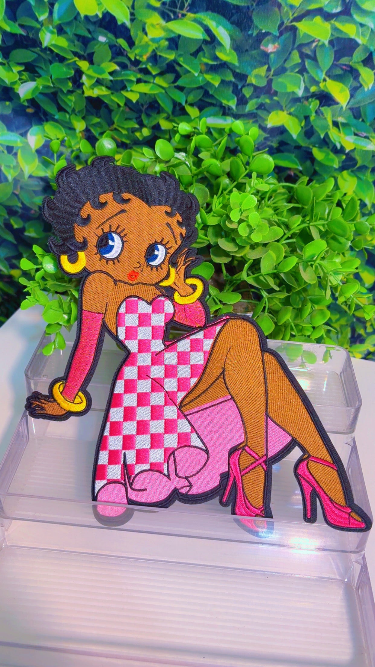 Hey gorgeous Betty big iron on patch
