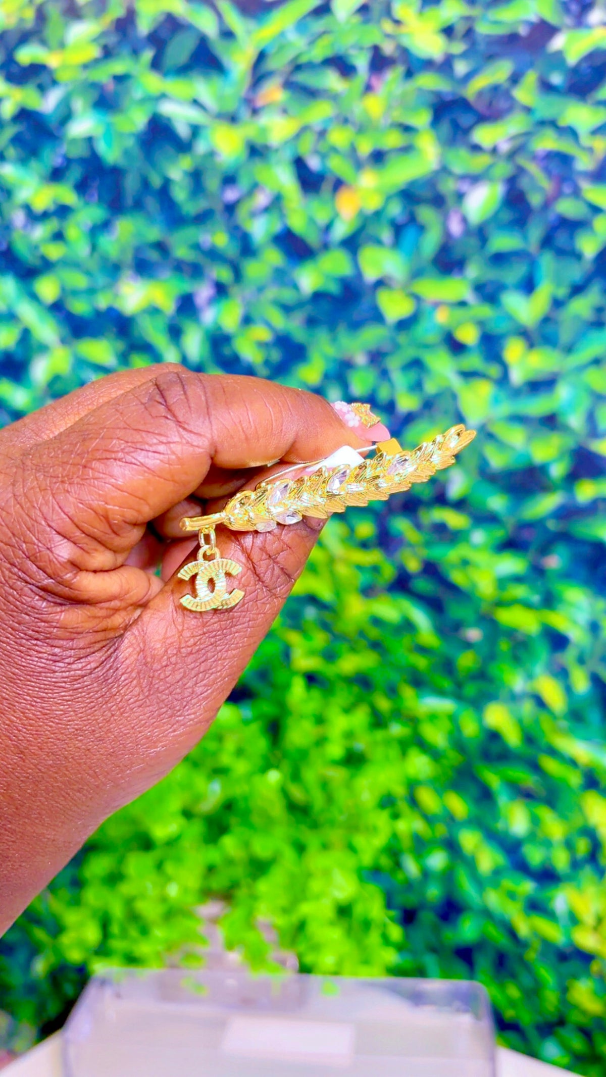 Gold or silver brooch