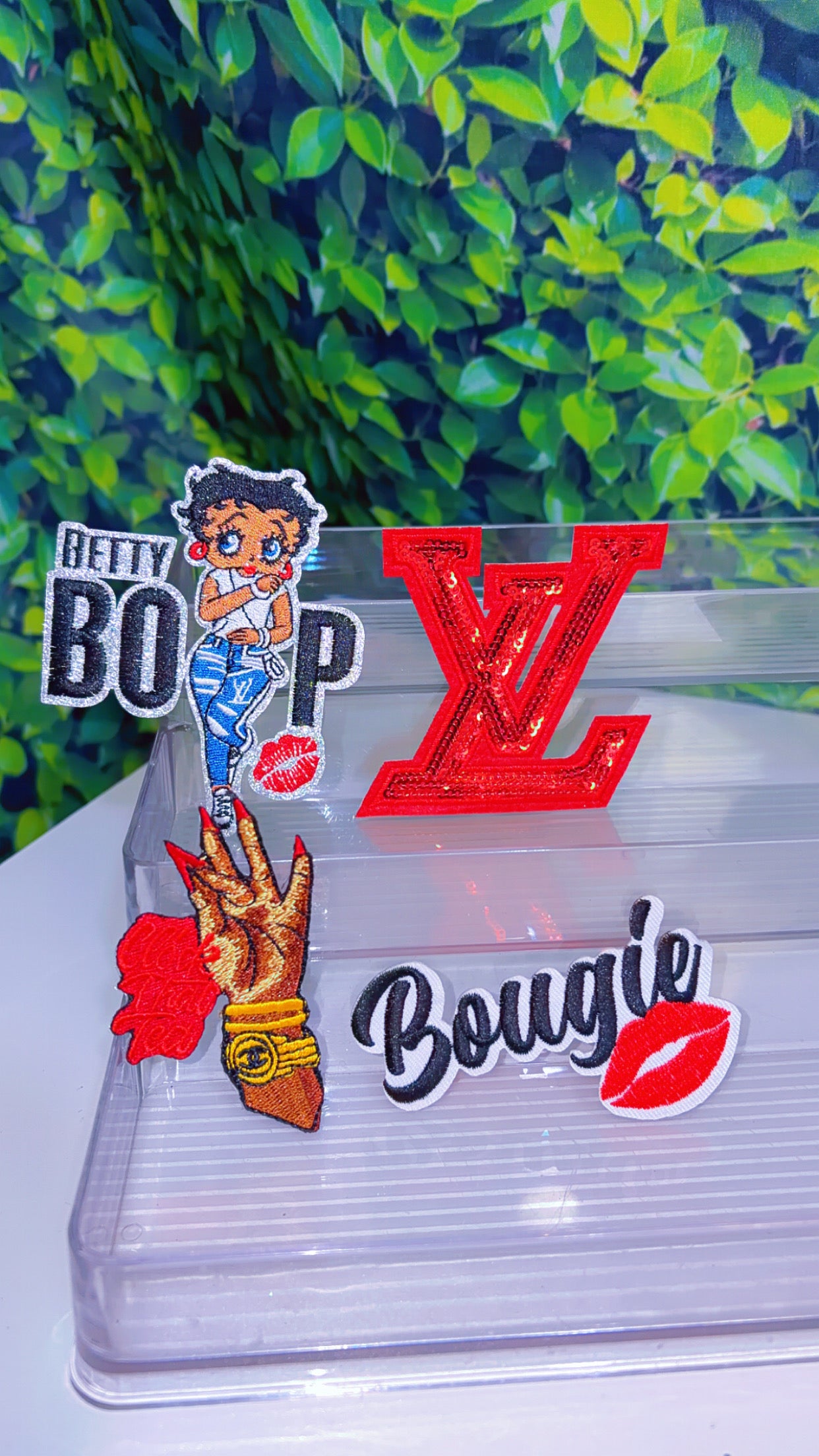 Betty Boop, clock that tea, bougie iron on patch set