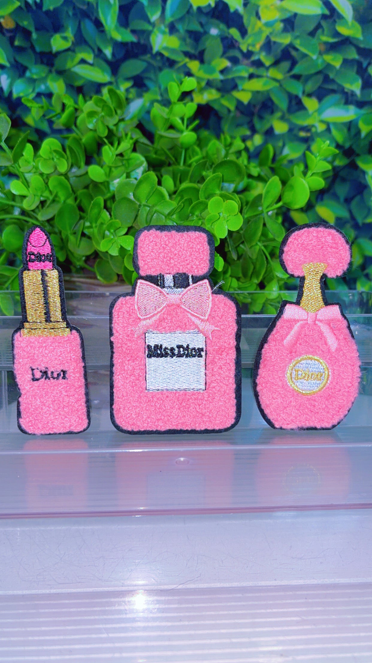 Pretty in pink perfume set iron on patch set