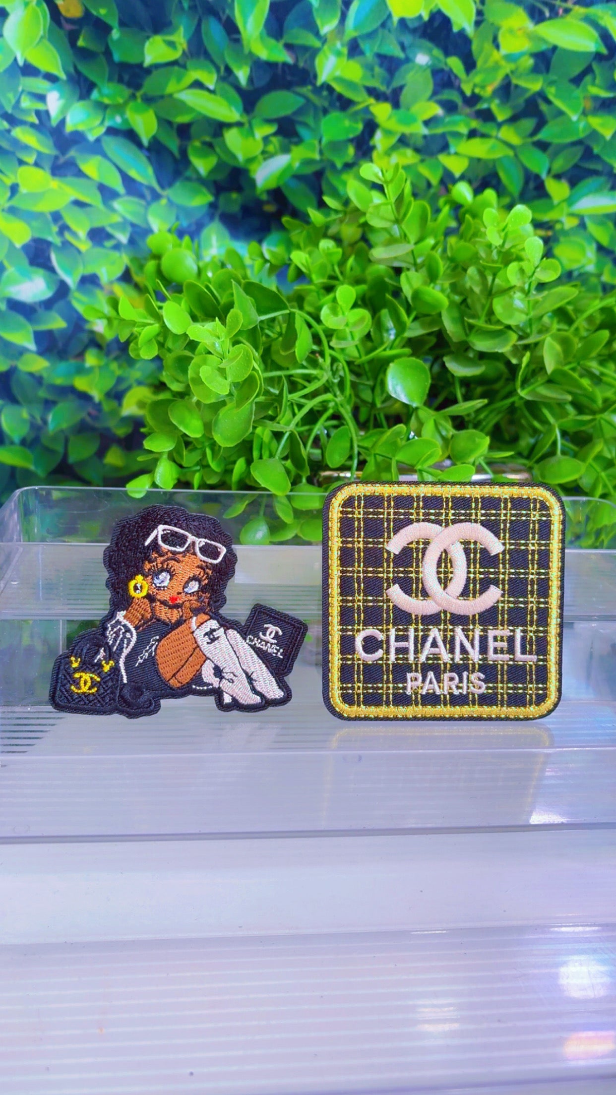 Black and gold iron on patch set