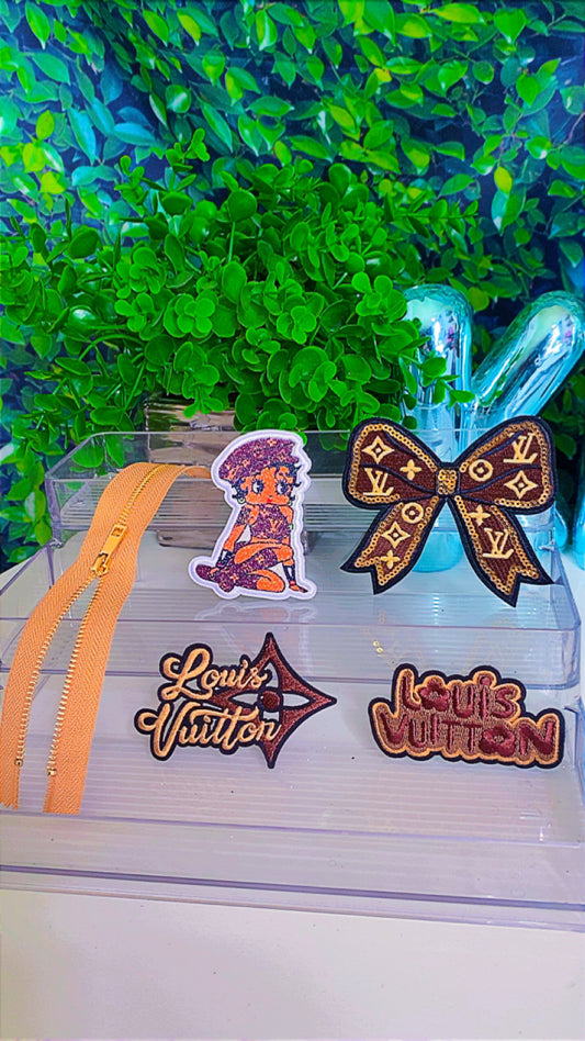 Brown iron on patch set with zipper