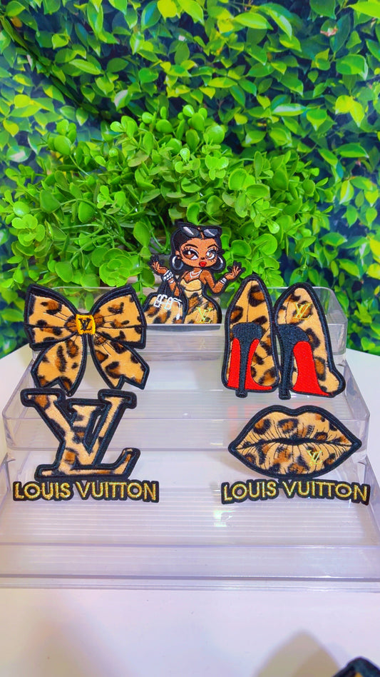 Leopard L iron on patch set