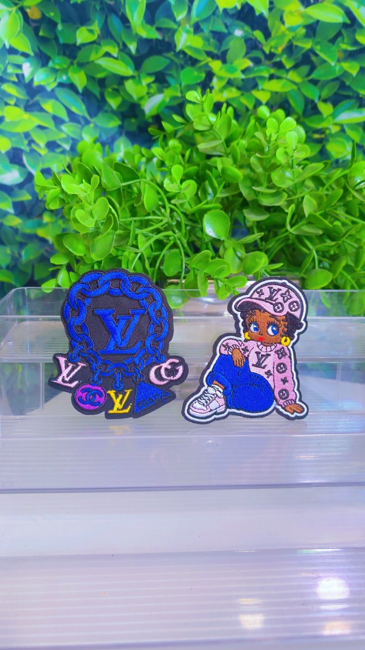 Pink and blue iron on patch set