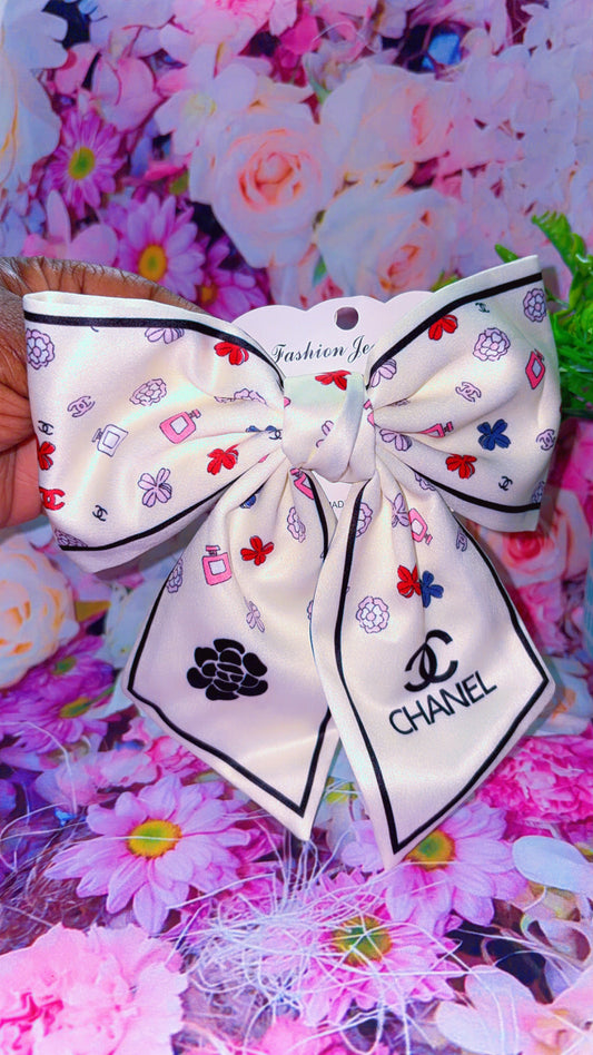 Designer-Inspired Statement Bow Hair Clip
