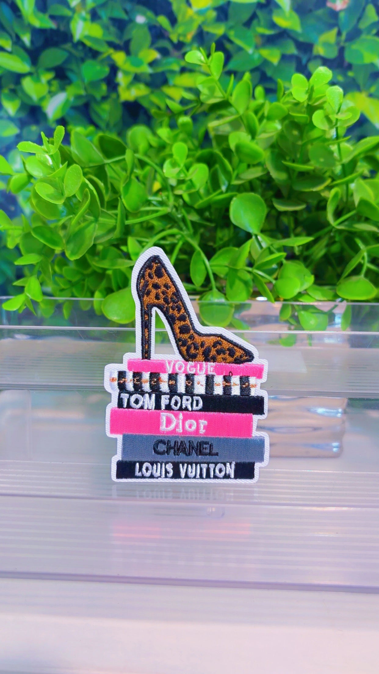 Heels on books iron on patch