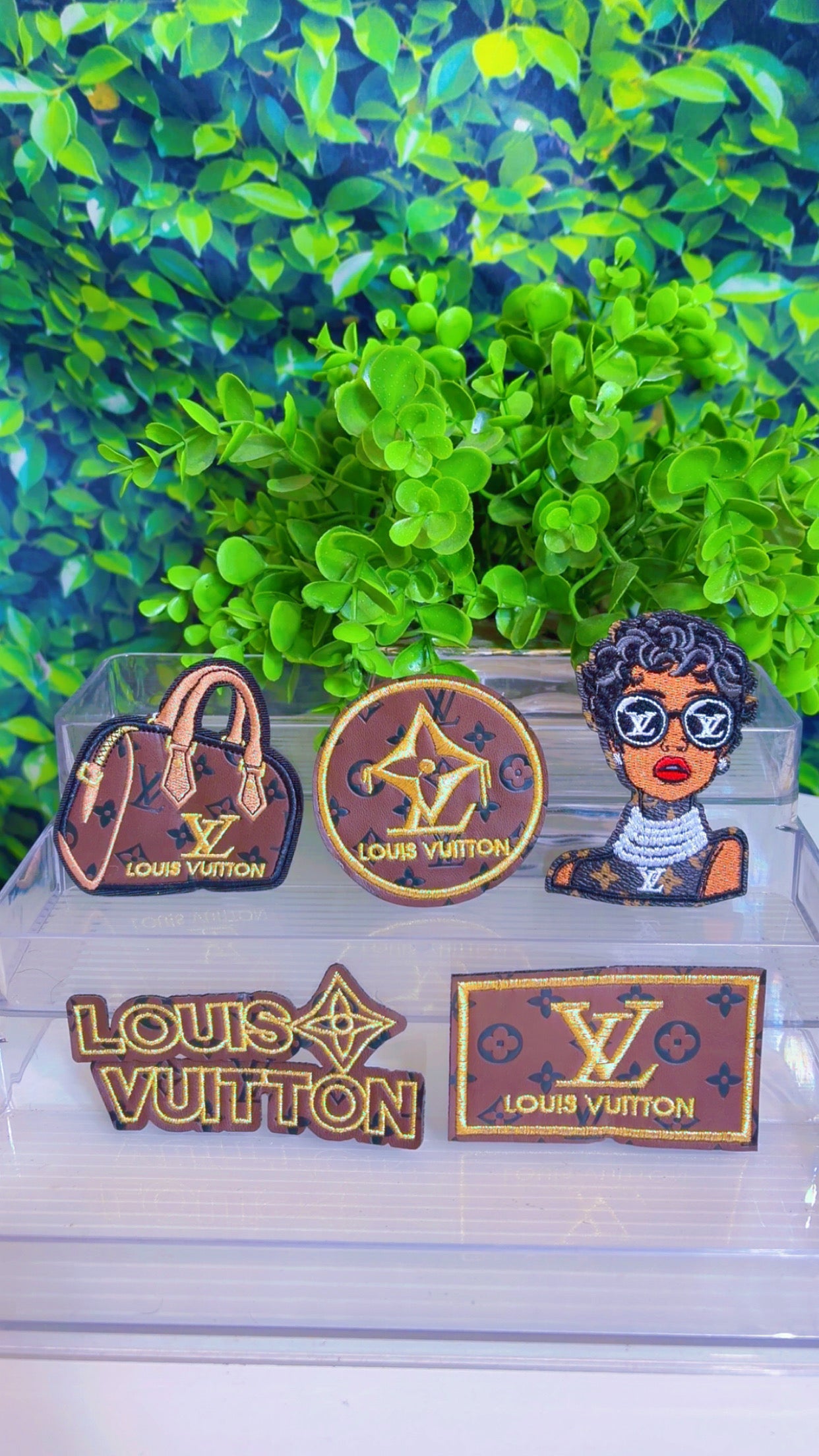 Brown and gold iron on patch set