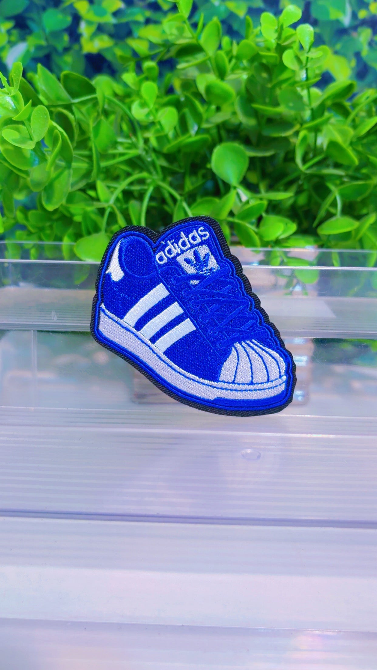 Cute sneakers (5 color options)iron on patch set