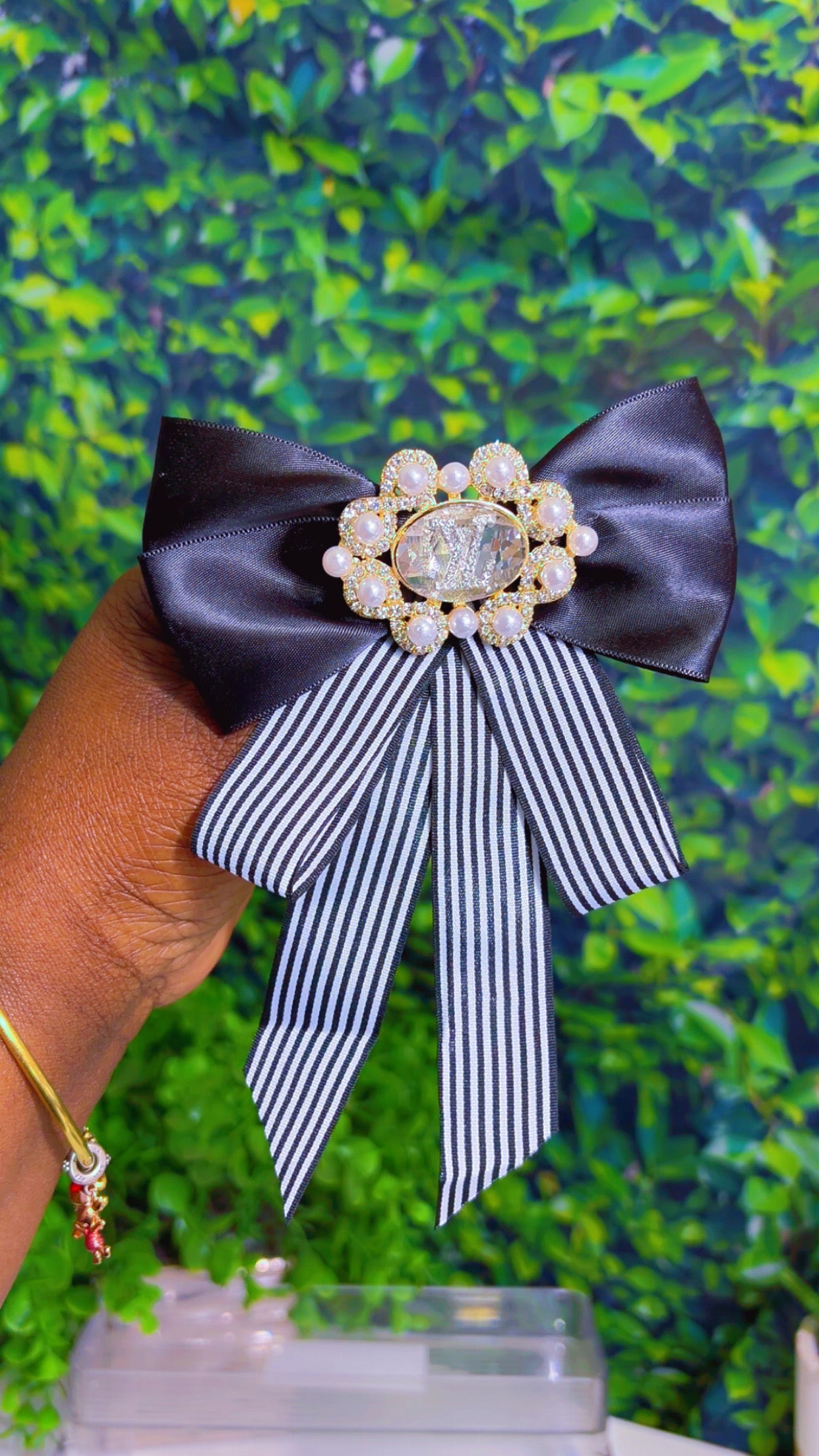 Striped lux bow brooch