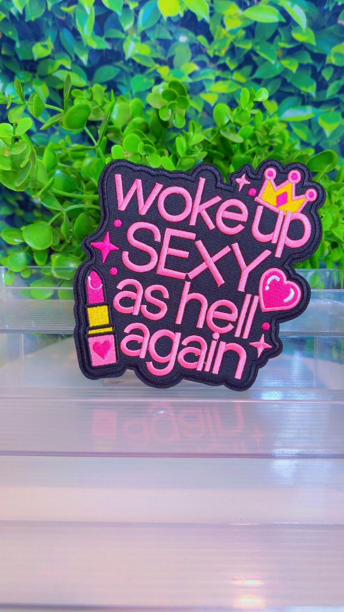 Medium statement iron patch