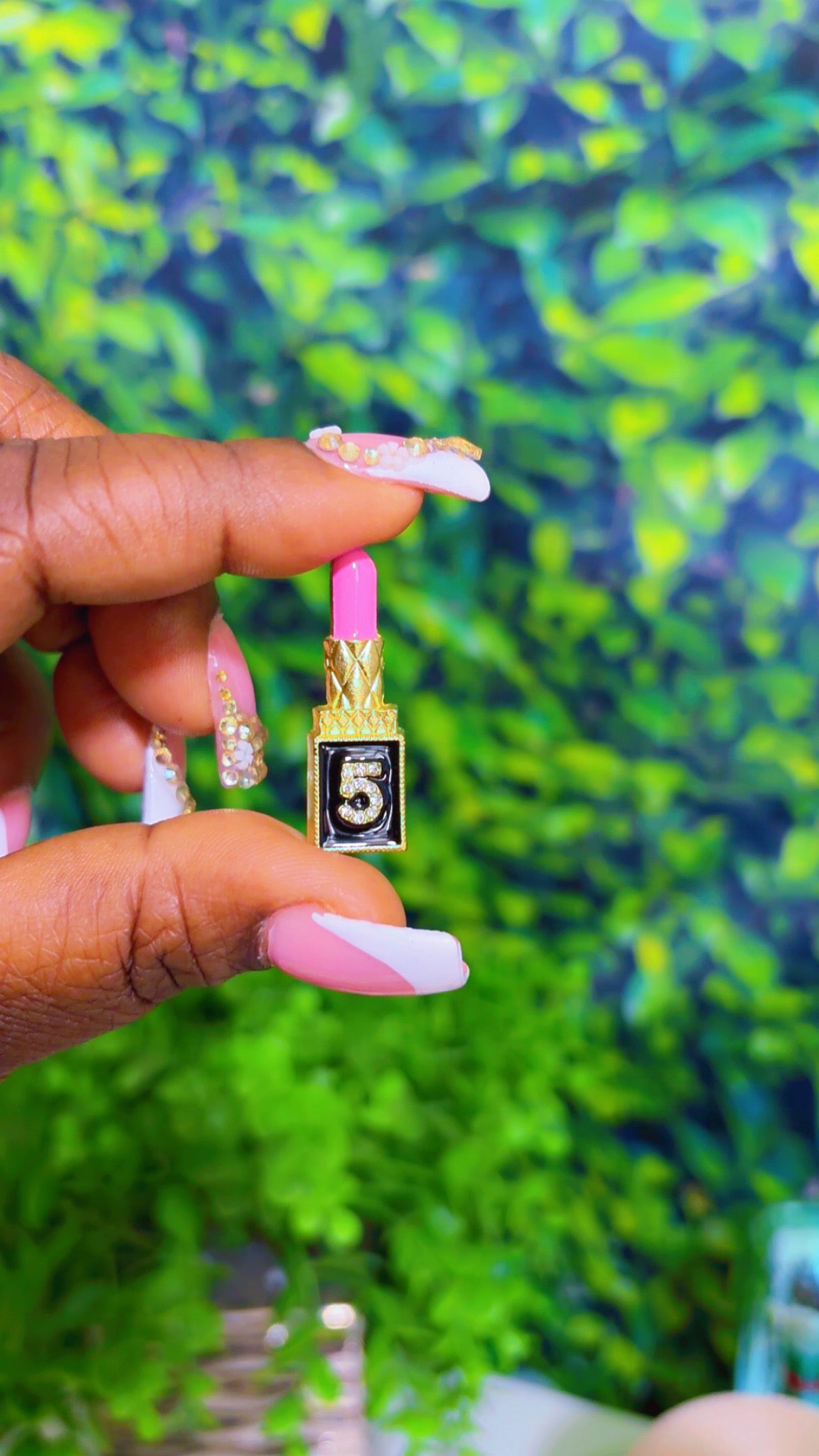 #5 lipstick 💄 metal charm