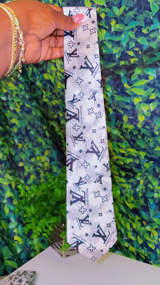 Black and white diy tie