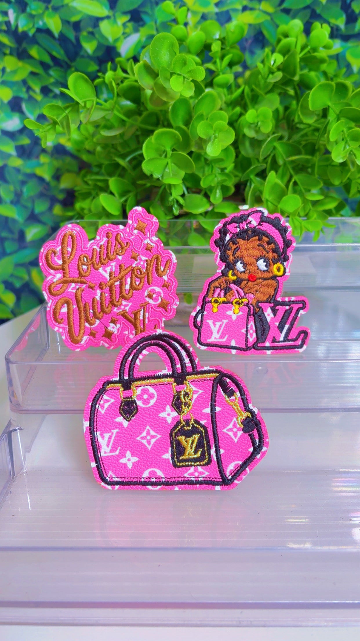 Pink iron on patch set (set 4)